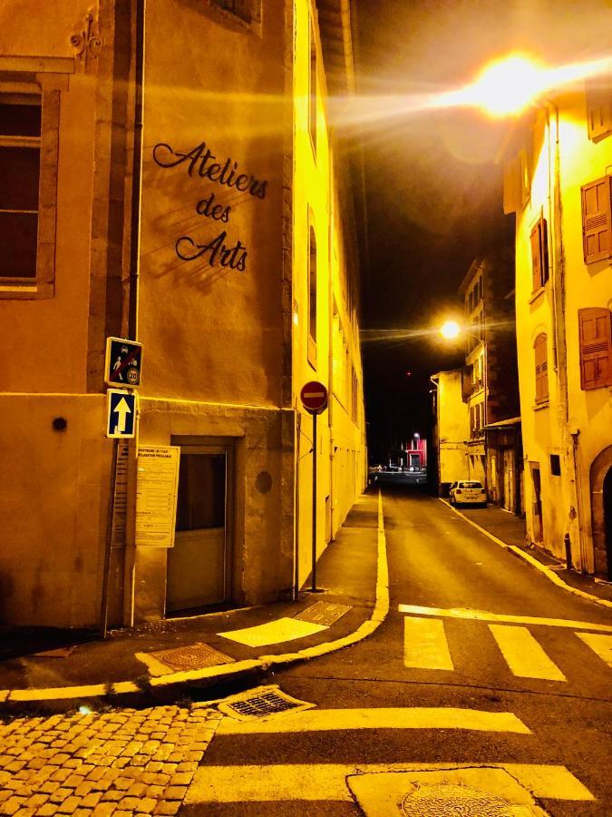 Magnifique Appartement Tout Equipe - 6 Personnes Le Puy-en-Velay Bagian luar foto